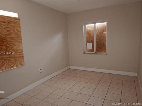 580 E 42nd St, Hialeah, FL 33013 photo 7