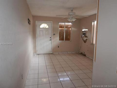 580 E 42nd St, Hialeah, FL 33013 photo 10