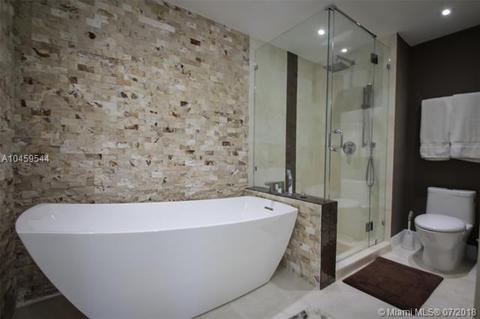 Undisclosed, Hialeah, FL 33015 photo 17