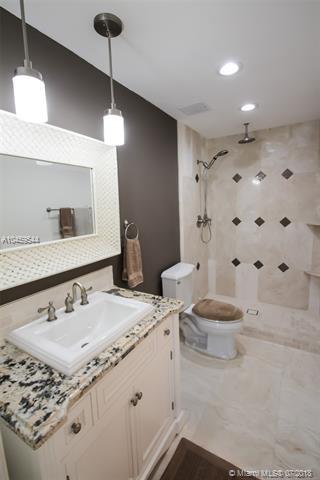 Undisclosed, Hialeah, FL 33015 photo 11