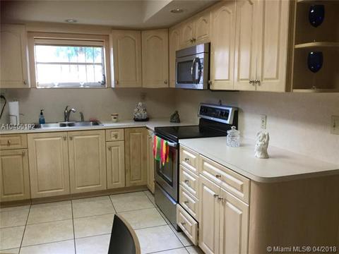 190 E 45th St, Hialeah, FL 33013 photo 13