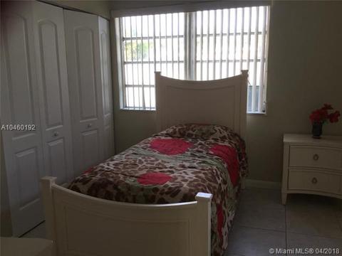 190 E 45th St, Hialeah, FL 33013 photo 18
