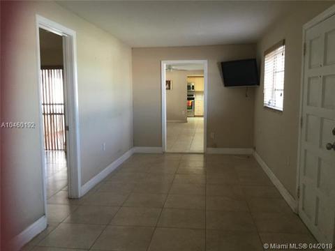 190 E 45th St, Hialeah, FL 33013 photo 9
