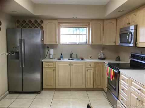 190 E 45th St, Hialeah, FL 33013 photo 14