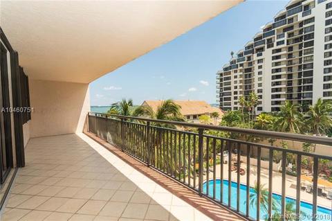 540 Brickell Key Dr #619, Miami, FL 33131 photo 4