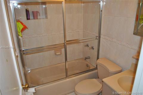 Undisclosed, Hialeah, FL 33013 photo 17