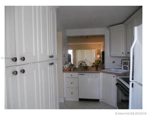 450 Paradise Isle Bvd #303, Hallandale, FL 33009 photo 8