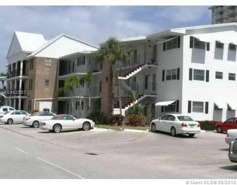 450 Paradise Isle Bvd #303, Hallandale, FL 33009 photo 6