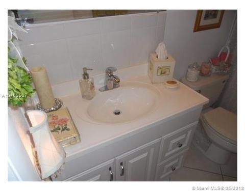 450 Paradise Isle Bvd #303, Hallandale, FL 33009 photo 11