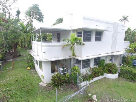 3540 Pine Tree Dr, Miami Beach, FL 33140 photo 3