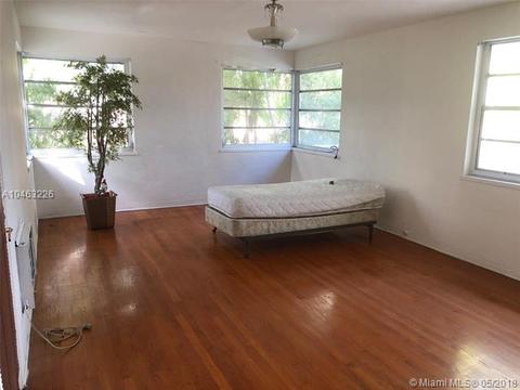 3540 Pine Tree Dr, Miami Beach, FL 33140 photo 21
