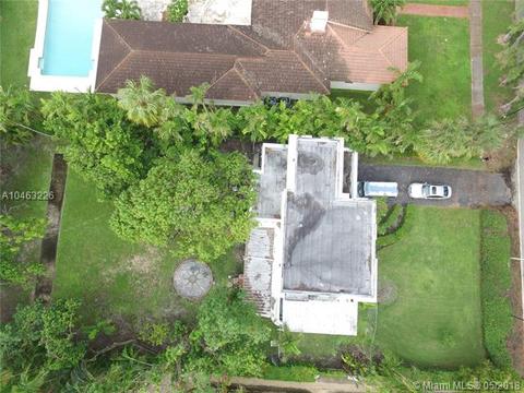3540 Pine Tree Dr, Miami Beach, FL 33140 photo 22