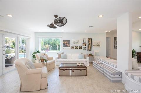 2263 Keystone Blvd, North Miami, FL 33181 photo 2