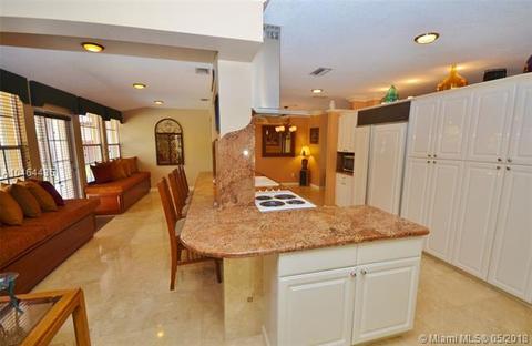 7343 Loch Ness Dr, Miami Lakes, FL 33014 photo 19