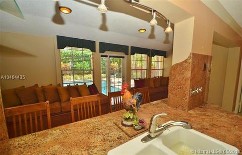7343 Loch Ness Dr, Miami Lakes, FL 33014 photo 17