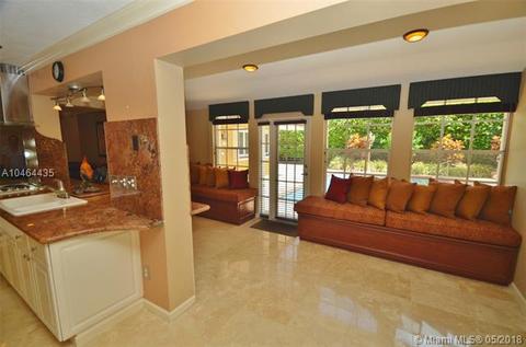 7343 Loch Ness Dr, Miami Lakes, FL 33014 photo 33