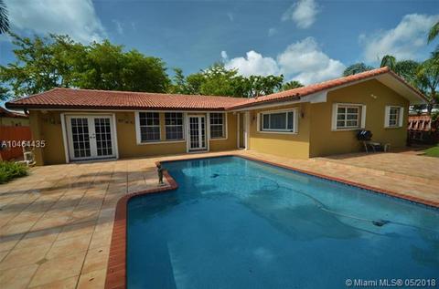7343 Loch Ness Dr, Miami Lakes, FL 33014 photo 9