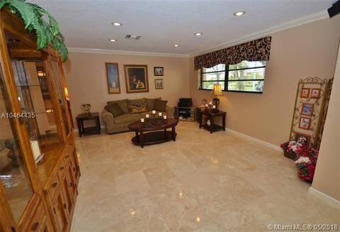 7343 Loch Ness Dr, Miami Lakes, FL 33014 photo 12