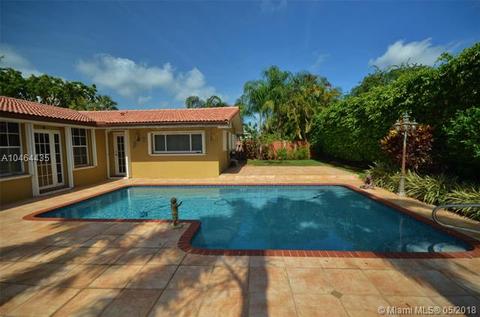 7343 Loch Ness Dr, Miami Lakes, FL 33014 photo 6