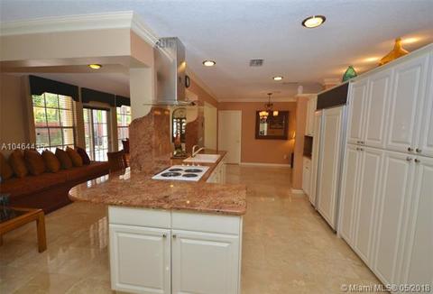 7343 Loch Ness Dr, Miami Lakes, FL 33014 photo 29