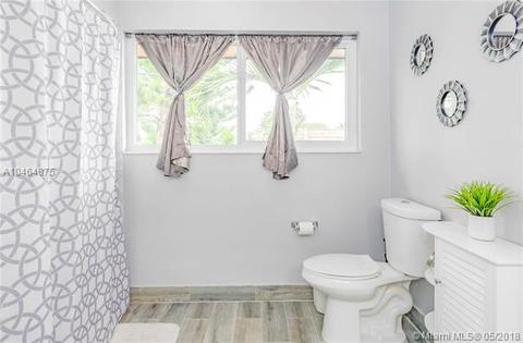 6905 W 3rd Ave, Hialeah, FL 33014 photo 15