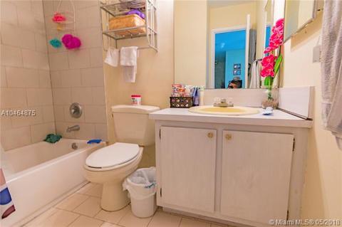 6905 W 3rd Ave, Hialeah, FL 33014 photo 19