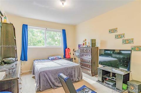 6905 W 3rd Ave, Hialeah, FL 33014 photo 17