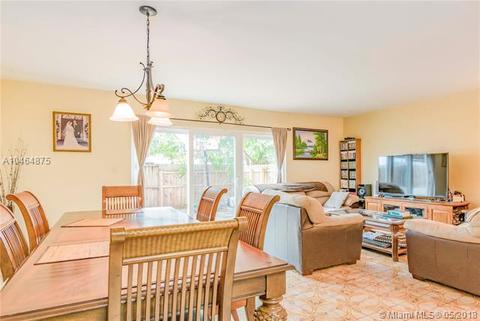 6905 W 3rd Ave, Hialeah, FL 33014 photo 2