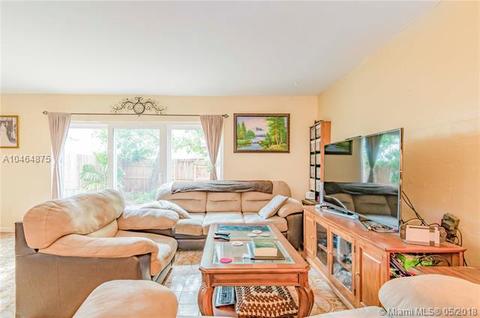 6905 W 3rd Ave, Hialeah, FL 33014 photo 8