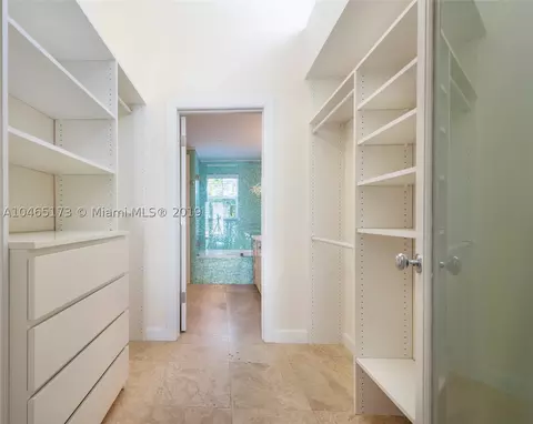 571 Harbor Dr, Key Biscayne, FL 33149 photo 4