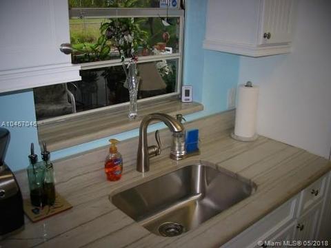 1933 SE Washington St, Stuart, FL 34997 photo 4