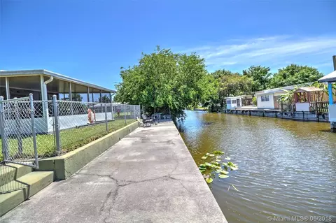 1208 6th St, Okeechobee, FL 34974 photo 4