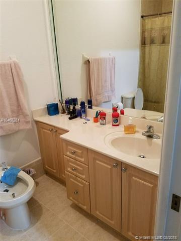 Undisclosed, Hialeah, FL 33015 photo 4