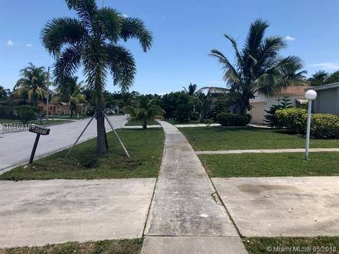 4991 SW 8th St, Margate, FL 33068 photo 3