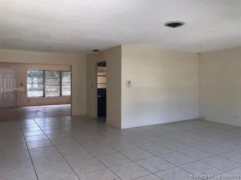 4991 SW 8th St, Margate, FL 33068 photo 6