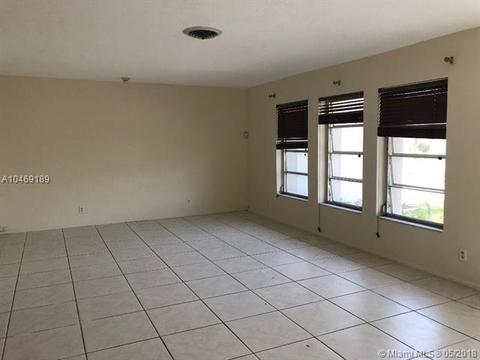 4991 SW 8th St, Margate, FL 33068 photo 7