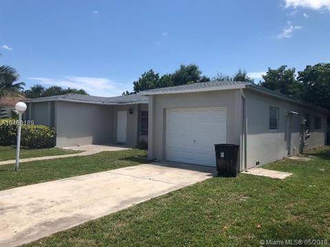 4991 SW 8th St, Margate, FL 33068 photo 2