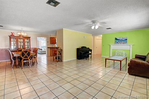 824 SE Stypmann Blvd, Stuart, FL 34994 photo 3