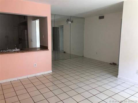2500 W 67th Pl #11-26, Hialeah, FL 33016 photo 10