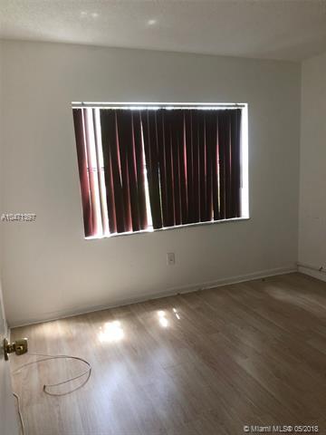 2500 W 67th Pl #11-26, Hialeah, FL 33016 photo 6
