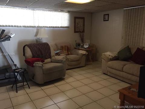 5630 W 9th Ln, Hialeah, FL 33012 photo 8