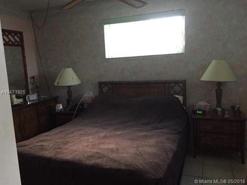 5630 W 9th Ln, Hialeah, FL 33012 photo 6