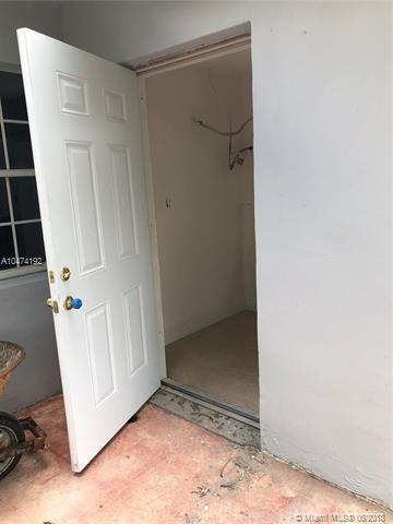 Undisclosed, Hialeah, FL 33013 photo 28