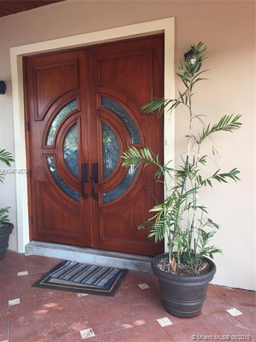 141 E 60th St, Hialeah, FL 33013 photo 4