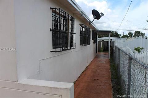 466 E 48th St, Hialeah, FL 33013 photo 9