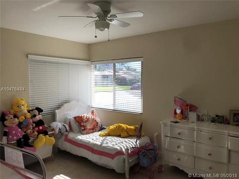 8900 Abbott Ave, Surfside, FL 33154 photo 4