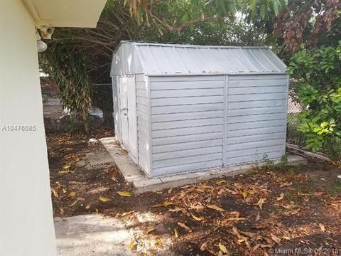 2588 NE 13th Ter, Pompano Beach, FL 33064 photo 8
