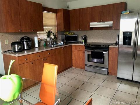 801 E 28th St, Hialeah, FL 33013 photo 1