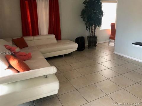 801 E 28th St, Hialeah, FL 33013 photo 2
