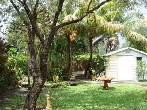 112 Pinecrest Dr, Miami Springs, FL 33166 photo 2